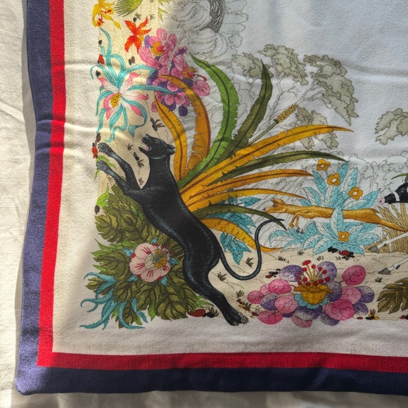 Gucci Savanna Baby Blanket - Picture 7 of 12